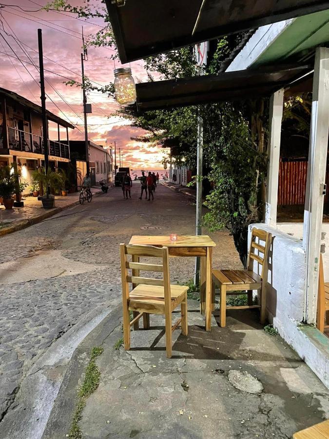 Mango Cafe And Hostel San Juan del Sur Buitenkant foto